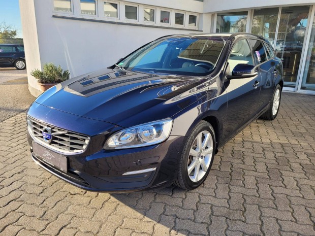 Volvo V60 2.0 D [D2] Summum Garancival!